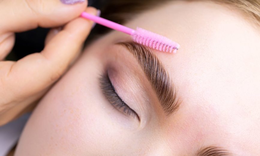 Brow Lamination & Tint